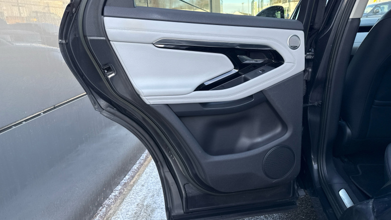 Land Rover Range Rover Evoque 1.5 P300e R-Dynamic SE 5dr Auto Hatchback